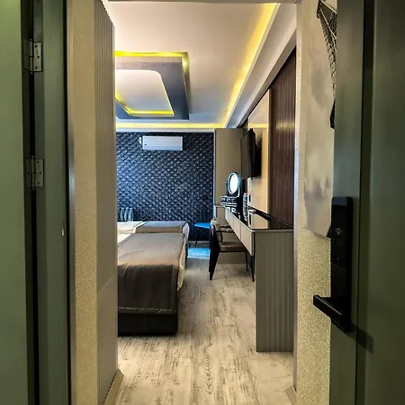 The Amara 3*