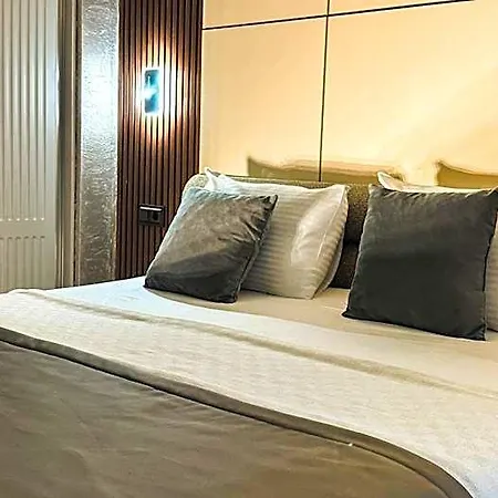 The Amara Hotel