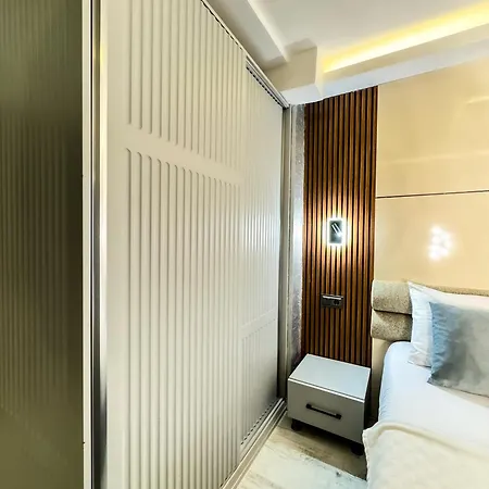The Amara Hotel 3*